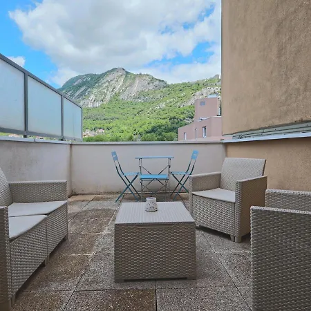 דירה Studio Arago, Terrasse Et Parking Prive, Proche Gare גרנובל